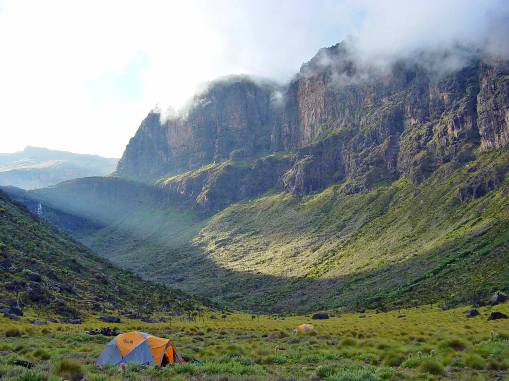 Trekking sul monte Kenya
