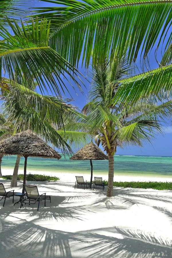 Zanzibar - Breezes Beach Club & SPA